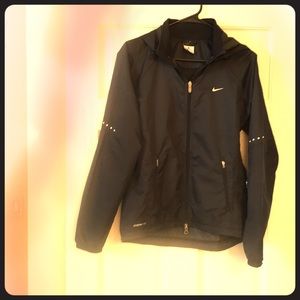 Sporty black jacket